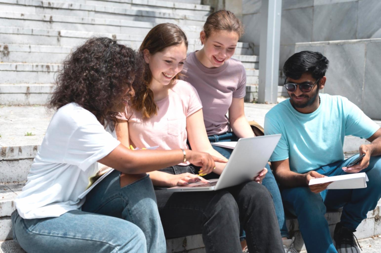 Процесс рассмотрения заявок