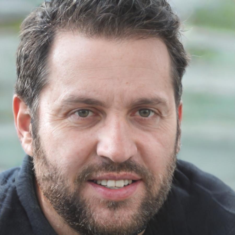 Эмре Топрак